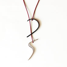 Γούρι 2025 Xειροποίητo ασημένιo κολιέ με οξείδωση, Ένα - 1