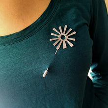 Xειροποίητη ασημένια καρφίτσα, Sun - 1