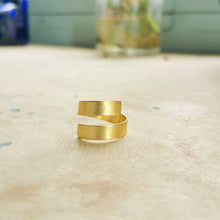 Μοντέρνο απλό επίχρυσο δαχτυλίδι Space ασήμι 925 - 1