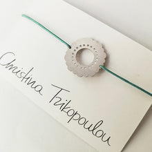 Χειροποίητο ασημένιο βραχιόλι με κορδόνι Flower - 2