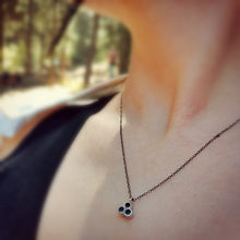 Χειροποίητo κομψό ασημένιο κολιέ με οξείδωση Molla. Συλλογή Natura. - 1