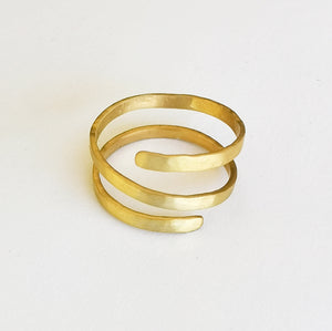 Χειροποίητo, σφυρήλατο δαχτυλίδι από επίχρυσο ασήμι, Texture spiral