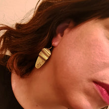 Εντυπωσιακά μακριά σκουλαρίκια Wave (ασήμι, επιχρύσωση) - 1