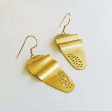 Εντυπωσιακά μακριά σκουλαρίκια Wave (ασήμι, επιχρύσωση) - 2