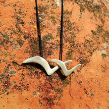 Handmade sterling silver necklace in cord. - 1
