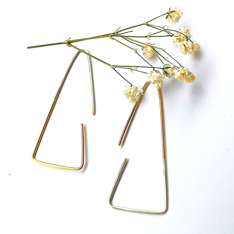 Minimalist earrings Space Angle (gold plated silver)