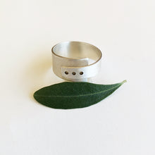 Μοντέρνο δαχτυλίδι από ασήμι Design - 2
