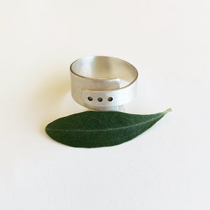 Μοντέρνο δαχτυλίδι από ασήμι Design