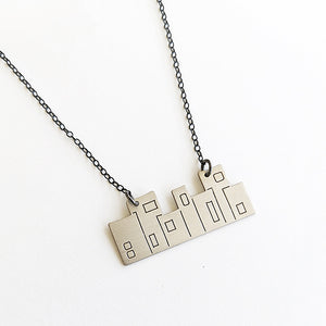 Necklace with engraving in the shape of a house Home (silver)