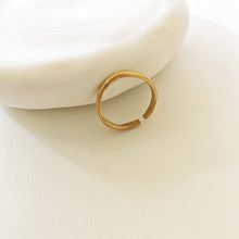 Handmade simple textured ring Texture Circle (gold plated silver) - 1
