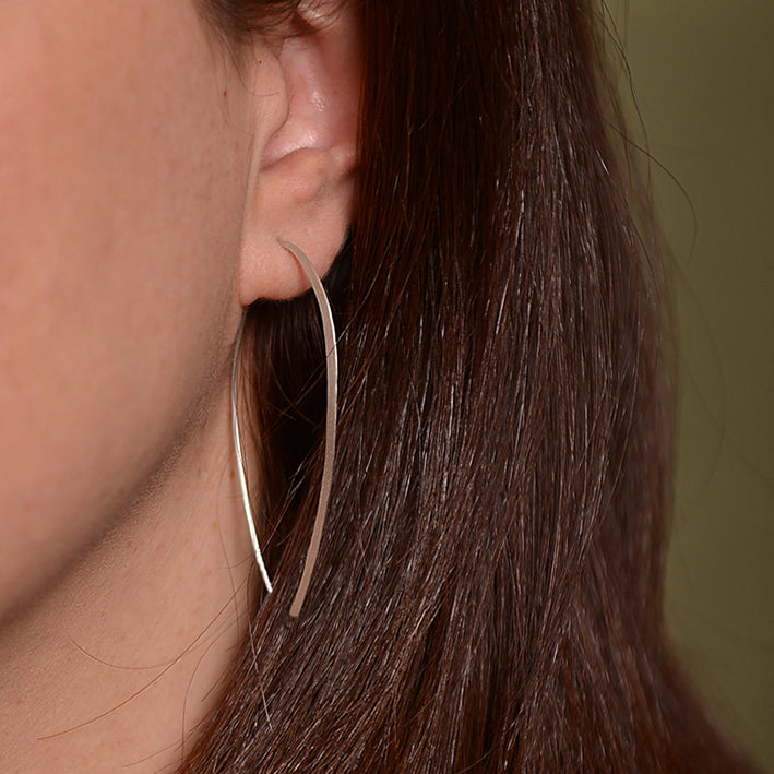 Modern Dangle Earrings in Oval Shape Texture Oval (Silver)